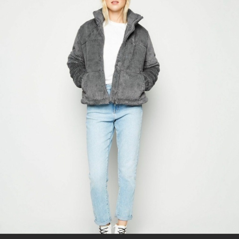 New with tag ribbed faux fur buffer - Picture 2 of 16